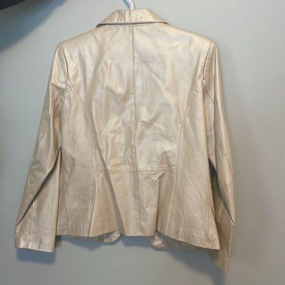 DIALOGUE LIGHT CREAM LEATHER JACKET. NEW WITHOUT TAGS - Picture 2 of 7